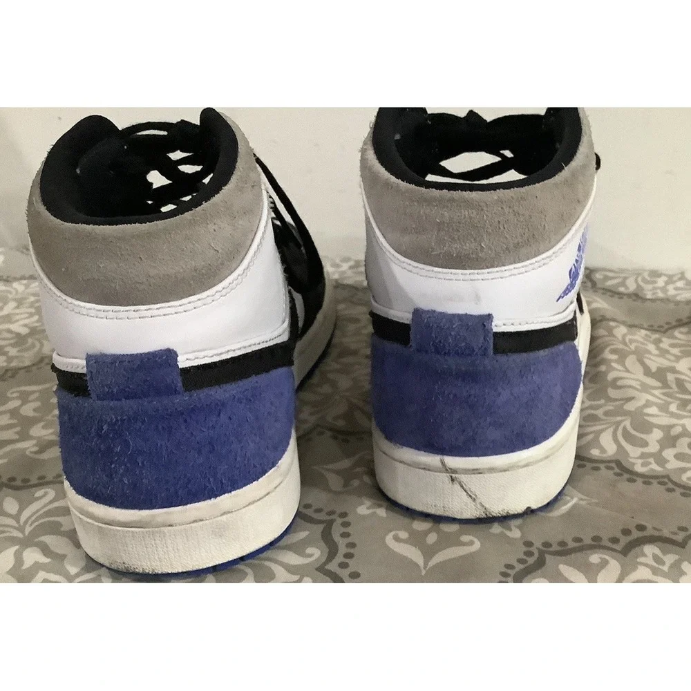 Size 10 Jordan 1 Mid Royal Black Toe